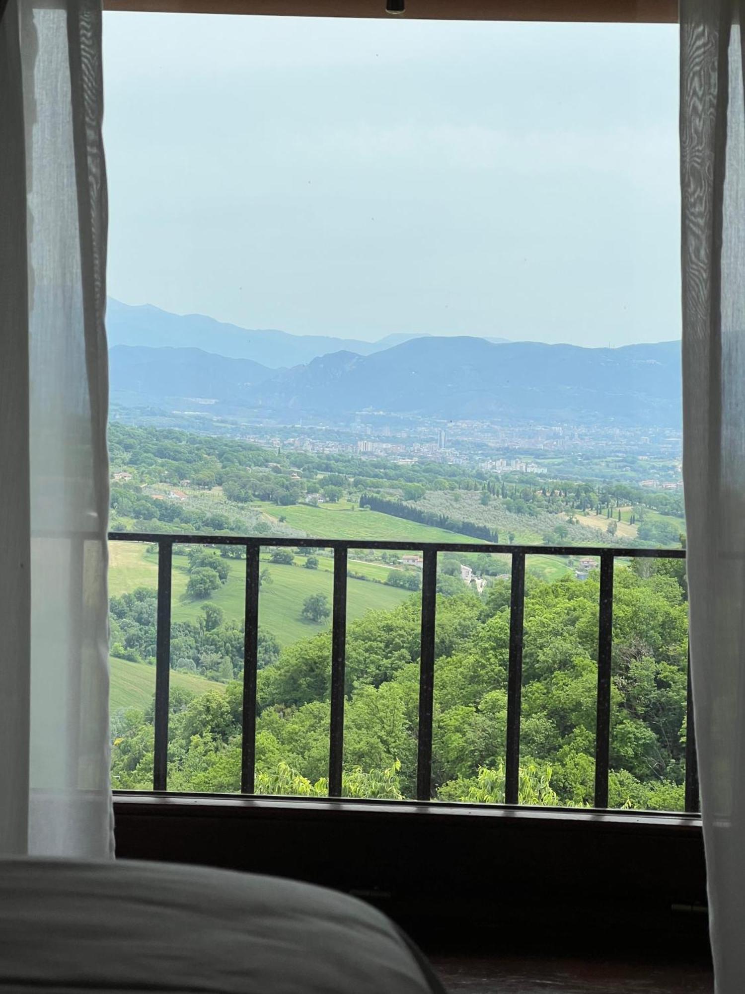 San Gemini Palace Bagian luar foto